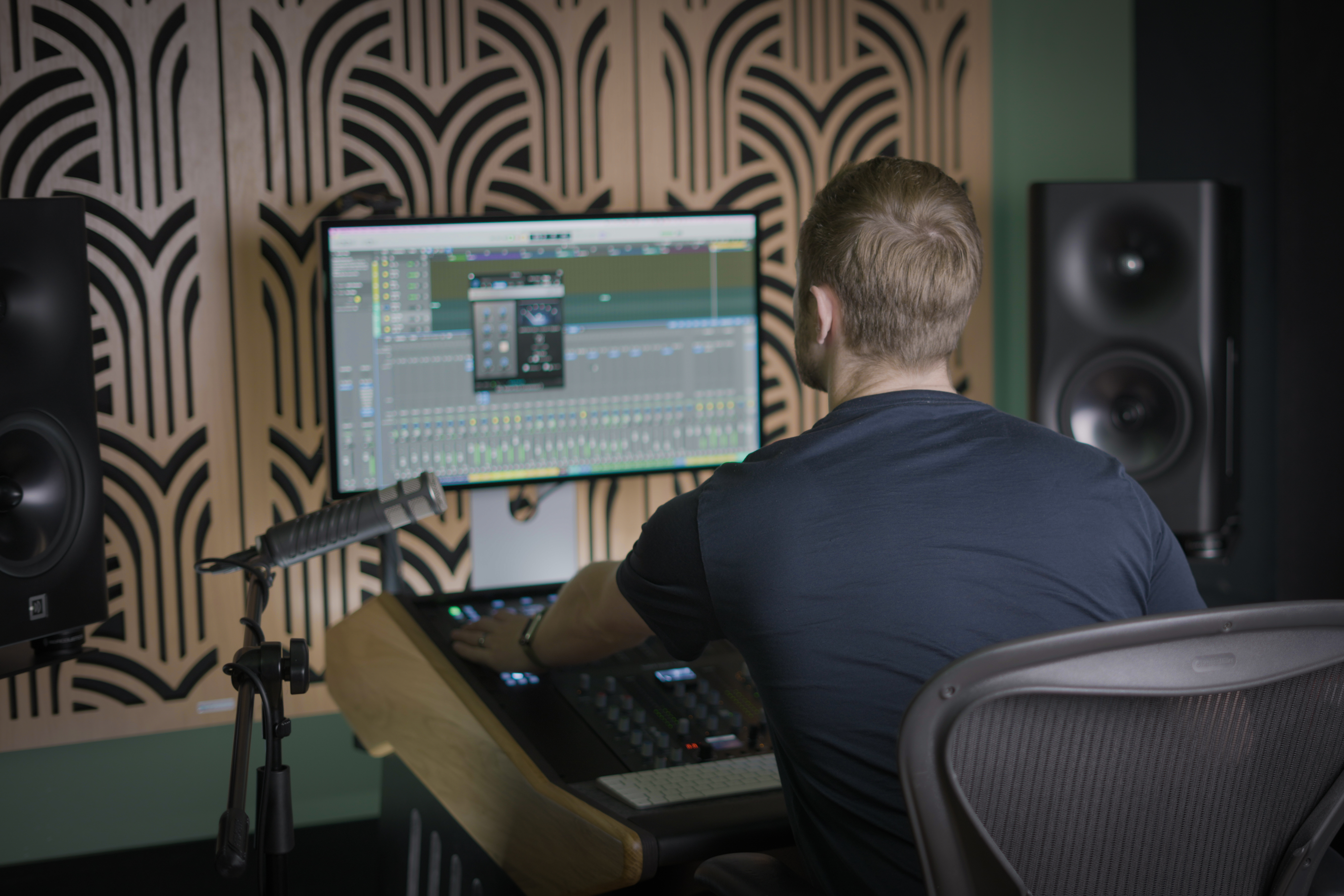 This is The Secret to Getting Louder Masters Without Distortion